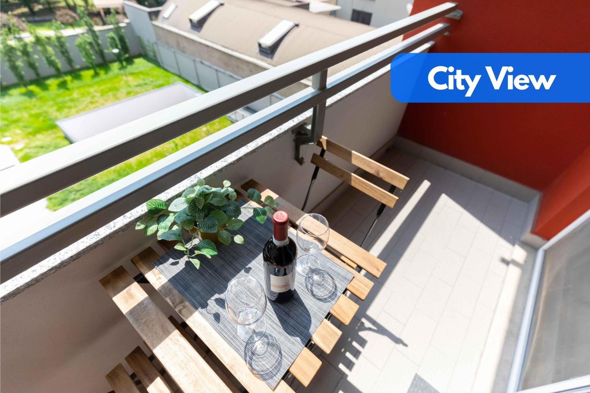 밀라노 The Green House - Private Parking And Balcony 아파트 외부 사진